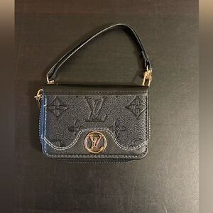 Black embossed Clutch Credit Card Holder